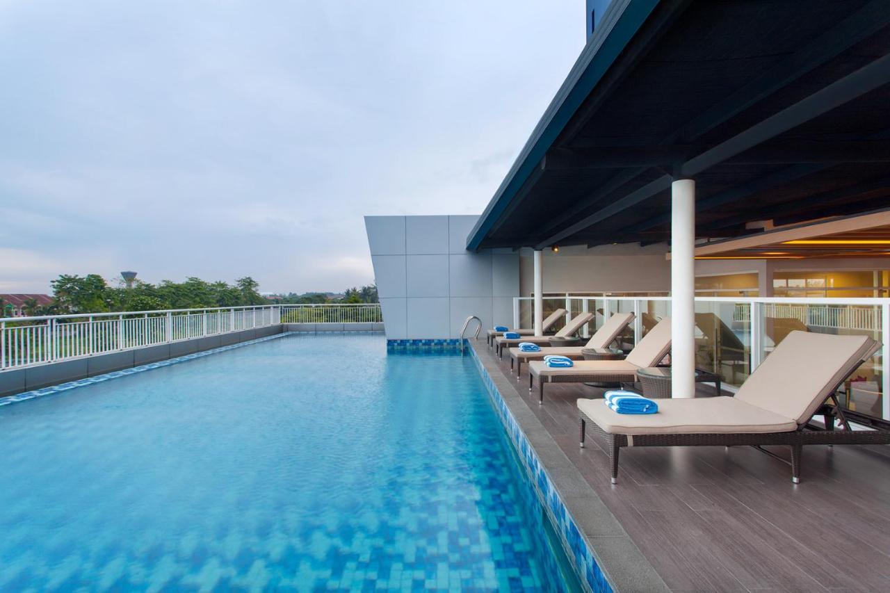 Days Hotel & Suites By Wyndham Jakarta Airport Tangerang Exterior foto